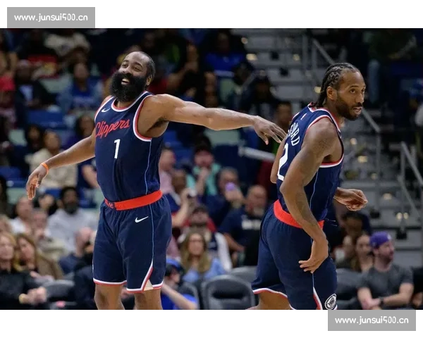 新赛季篮球赛事前瞻强强对决焦点球队走势深度解析与明星表现全面观察